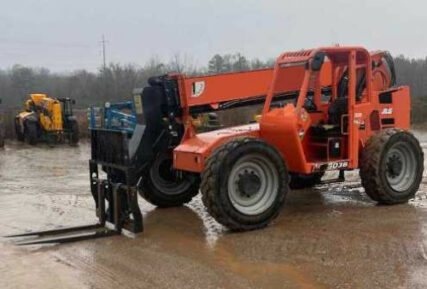 Wondering if a used telehandler sales is the right fit for your business? National Lift offers the opportunity to schedule a demo and see the equipment in action before making a final decision.