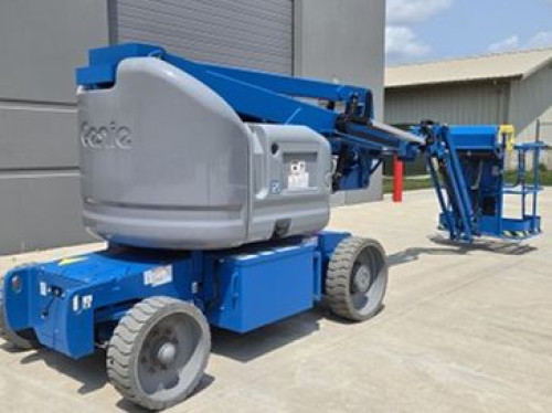 Articulating Boom Lifts for Sale are used in the construction, maintenance, and industries. In fact, these flexible machines were really good at jobs which required height and mobility. 