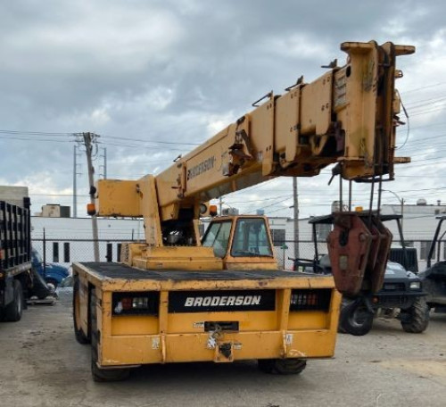 Crane lifts are the equipment of modern builders. These versatile machines are ideal for accurate placement, lifting, and transferring of materials because of their ability to handle large loads.