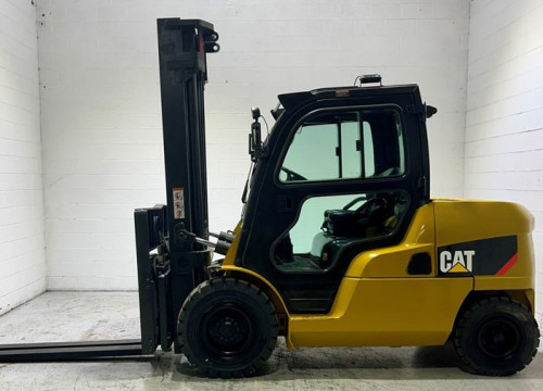 Crown stand up forklift and other variants are designed to accommodate the comfort of the operator. They feature cushioned floors and controls that are simple to read to make long hours easier to bear.   