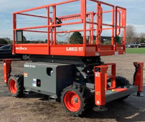 Small scissor lift for sale is Portable and easy to transport between different work sites. 