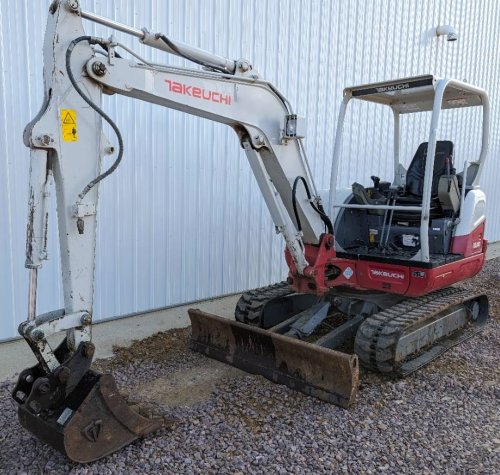 mini excavators for sale:
 come equipped with features that make them a standout choice for construction professionals: