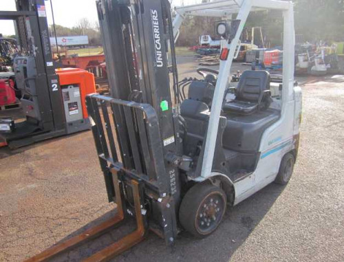 Crown CS 1050-60 forklift, especially when expanding operations at a warehouse facility or upgrading the equipment.